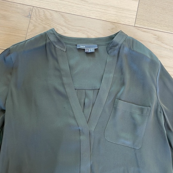 Silk Vince blouse, beautiful dark sage. - Picture 2 of 2